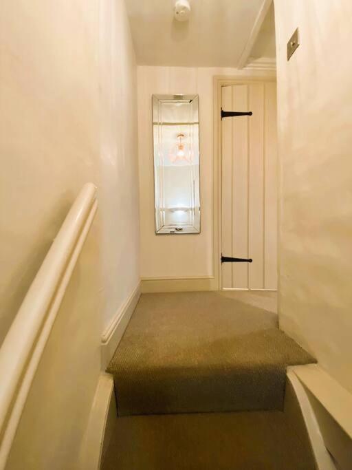 Beautiful Immaculate Aldeburgh Cottage, Sunny Outdoor Space, Free Parking - Easy Walk To Beach & Town Exterior foto